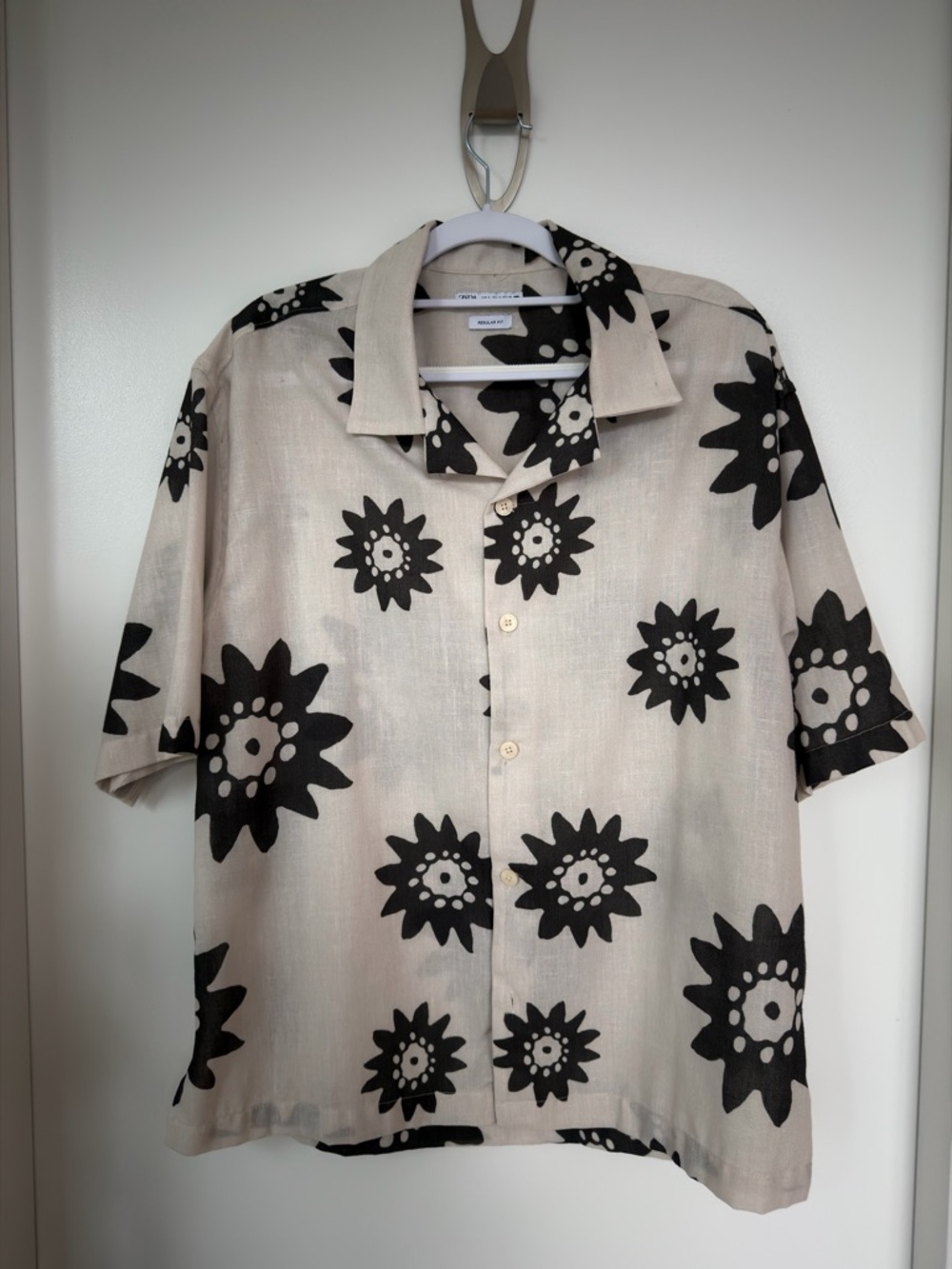 Men's Short-Sleeve Beige button up with Black Floral Print